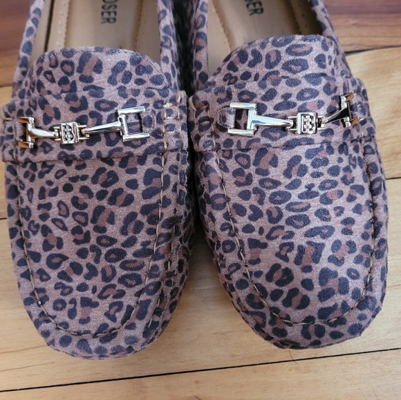 🆕️Cool Coser Leopard Slip On Flats - Picture 5 of 6